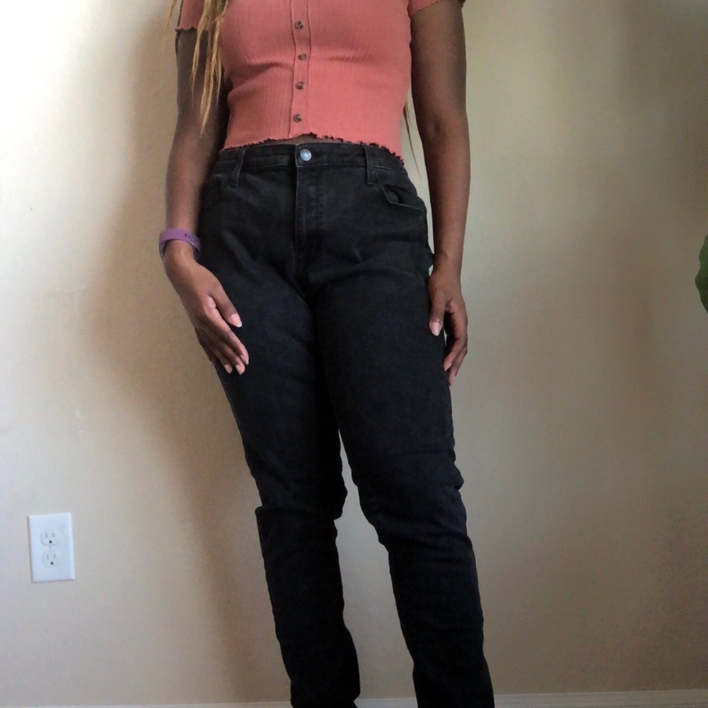 black jeans